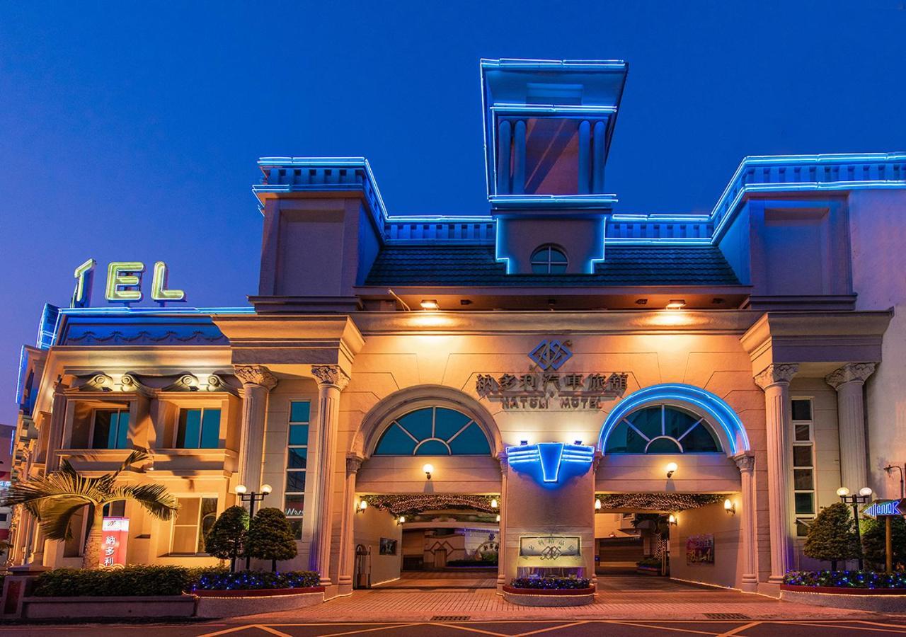 Natoli Motel Tainan Bagian luar foto